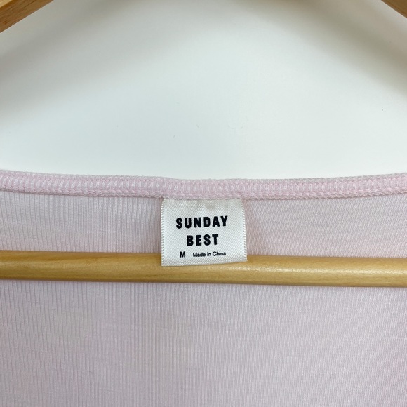 5/$50 🌷🌼🌿 ARITZIA SUNDAY BEST Tiana Wrap Tee Crop Top Size M - Picture 2 of 3